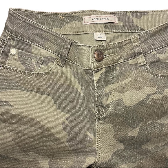 Adam Levine Camouflage Ripped Skinny Jeans - Picture 5 of 7